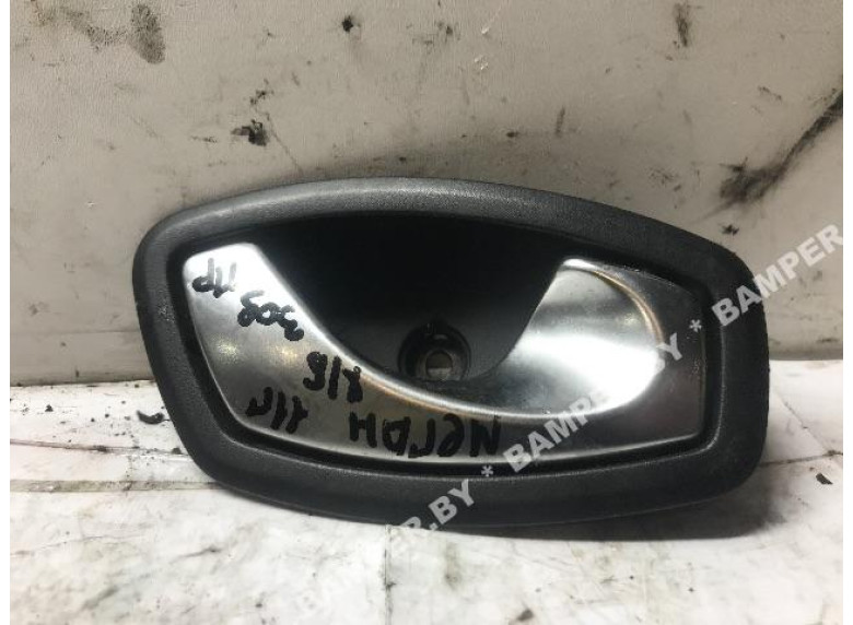 Ручка внутренняя задняя правая к Renault Megane, 2011г.