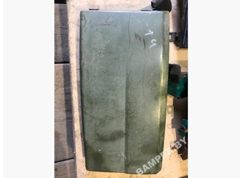 Ус под фару правый к Volkswagen Transporter, 1999г.