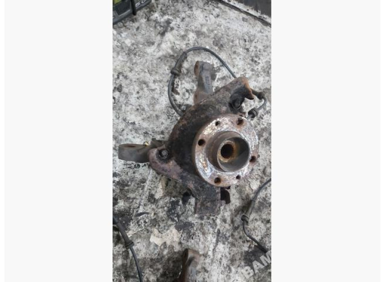 Ступица передняя правая к Fiat Stilo