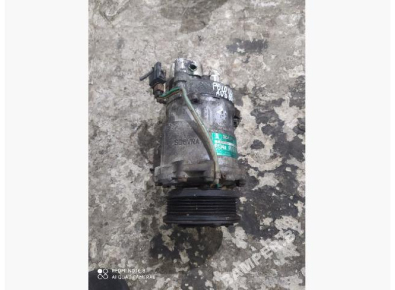 Компрессор кондиционера к Volkswagen Polo, 2000г.