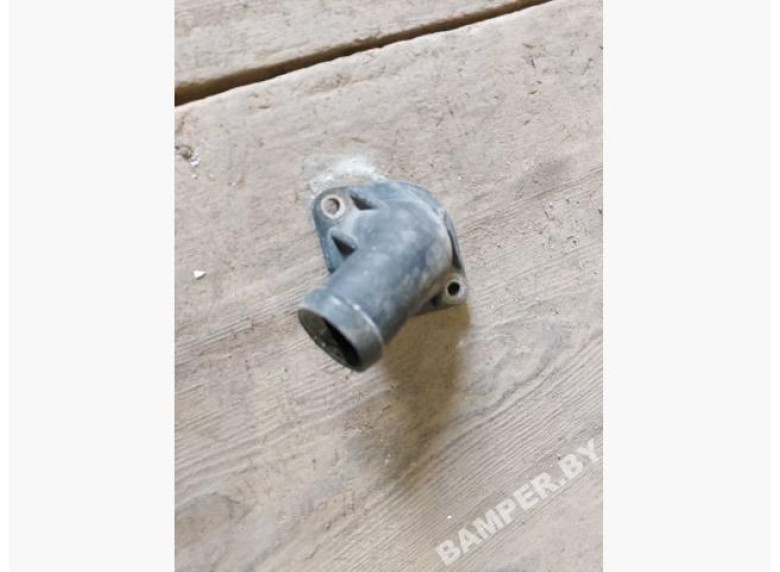 Корпус термостата к Volkswagen Passat, 1998г.