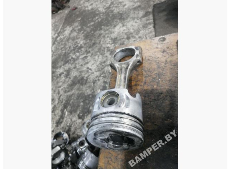 Поршень к Volkswagen Golf, 2000г.