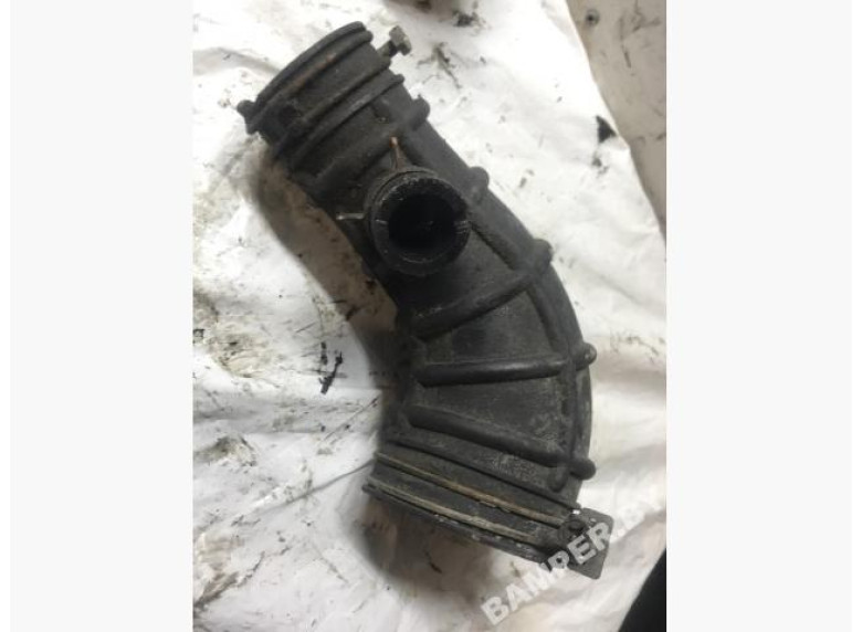 Патрубок воздушного фильтра к Hyundai Elantra