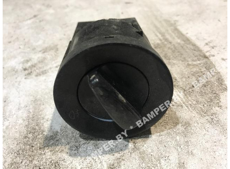 Переключатель света к Volkswagen Passat, 1999г.