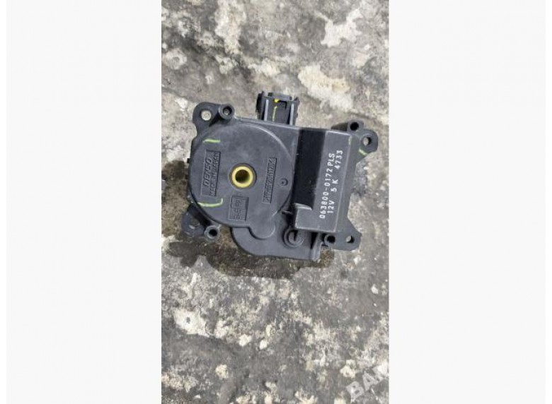 Моторчик заслонки печки к Toyota Camry