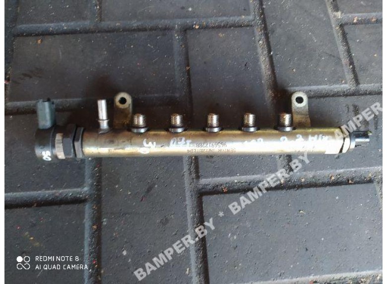 Топливная рампа к Peugeot 607