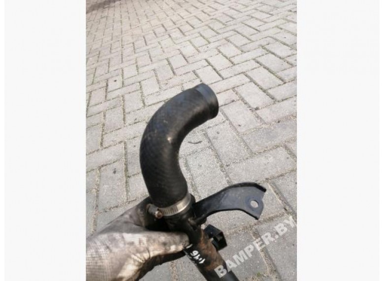 Патрубок интеркулера к Toyota Yaris