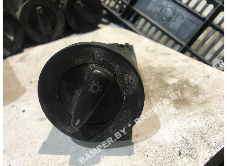 Переключатель света к Skoda Octavia