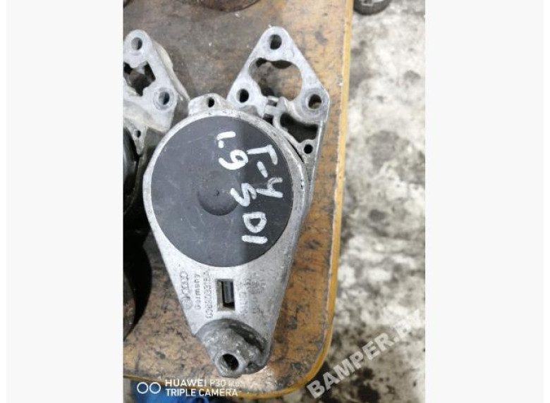 Натяжитель ремня генератора к Volkswagen Golf, 1998г.