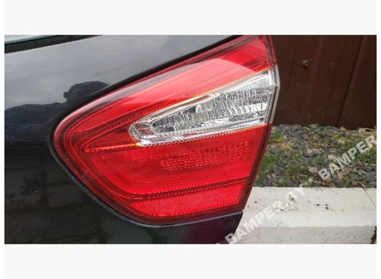 Фонарь крышки багажника правый к Kia Rio