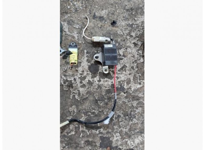 Усилитель антенны к Toyota Camry