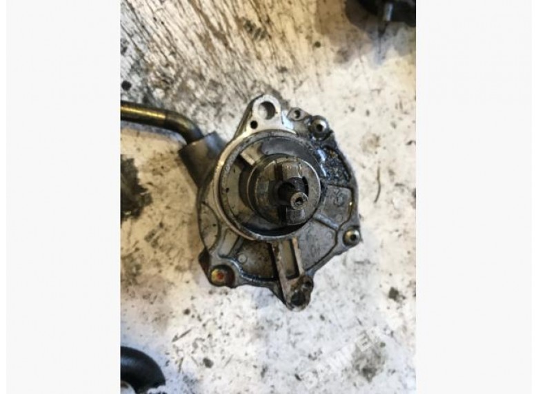 Насос вакуумный к Mercedes ML W163