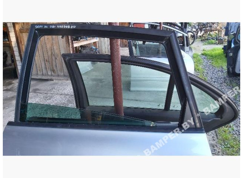 Стекло двери задней левой к Seat Altea, 2008г.