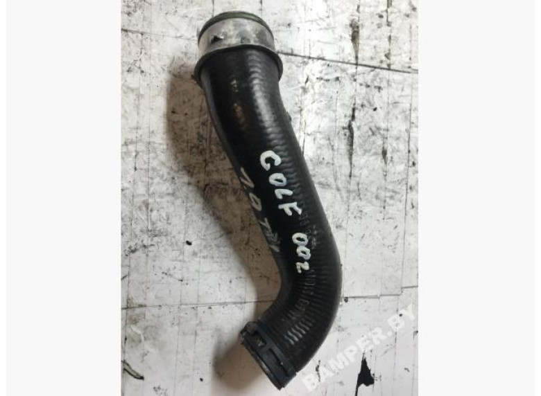 Патрубок интеркулера к Volkswagen Golf, 2000г.