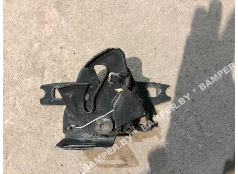 Замок капота к Volkswagen Polo, 1997г.