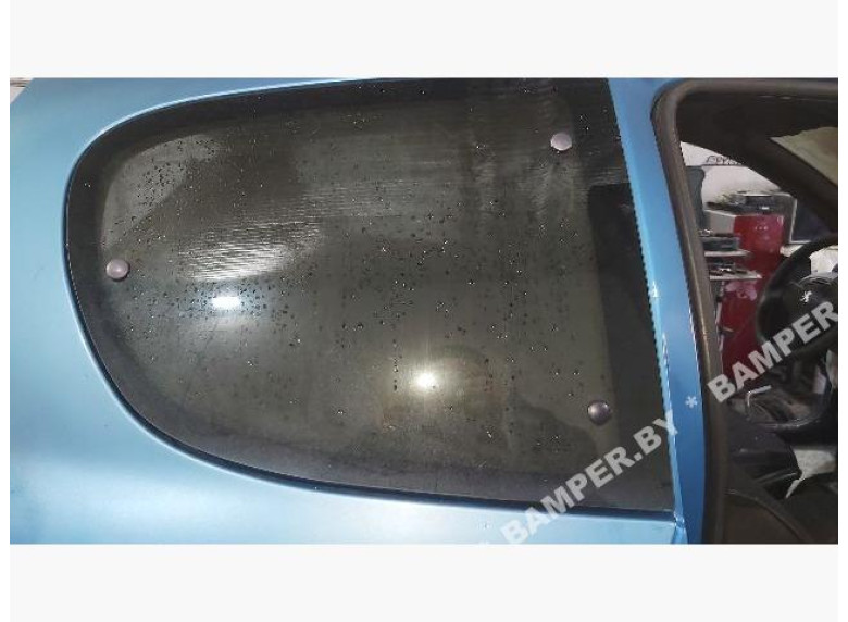 Стекло кузовное боковое правое к Peugeot 206, 1999г.