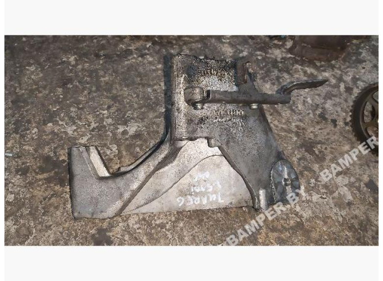 Кронштейн двигателя к Volkswagen Touareg, 2004г.