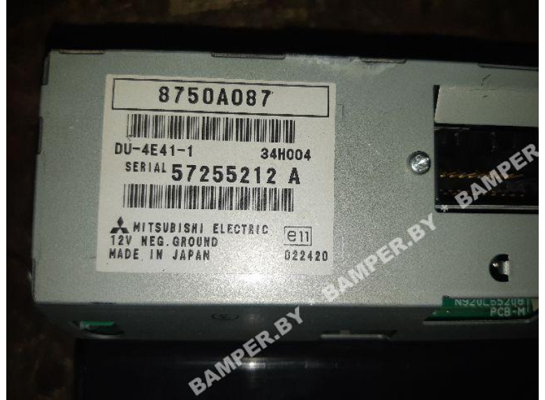 Дисплей компьютера к Mitsubishi Grandis, 2006г.