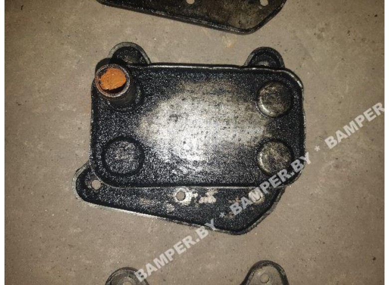 Теплообменник масляного фильтра к Mercedes Vito W638