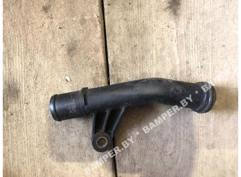 Трубка охлаждающей жидкости пластиковая к Renault Kangoo, 2001г.