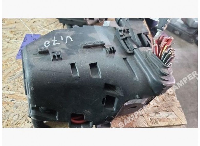 Блок предохранителей к Volvo S80