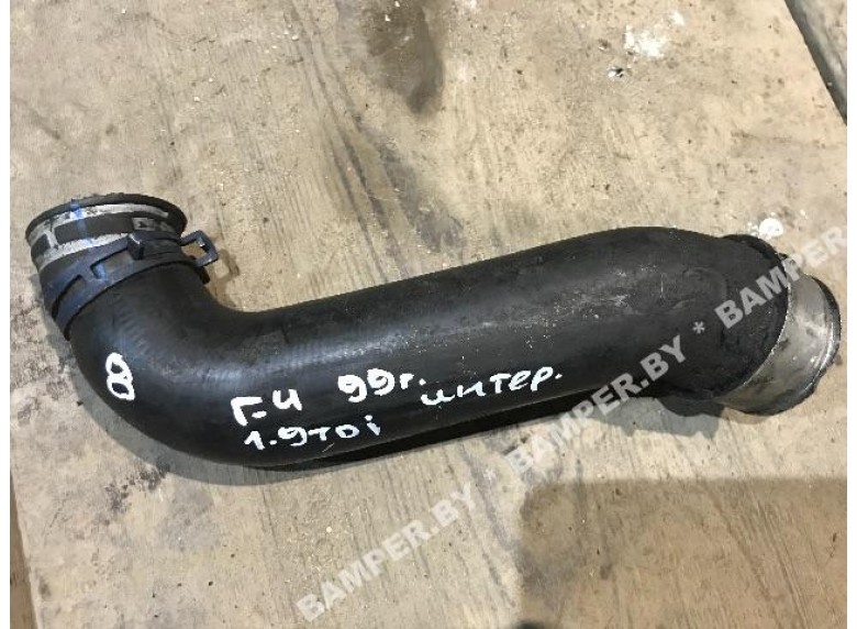 Патрубок интеркулера к Volkswagen Golf