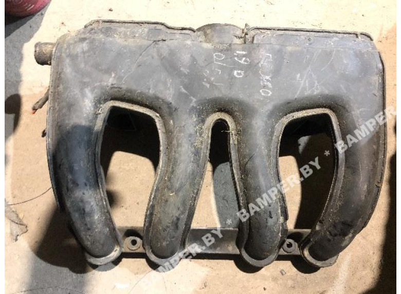 Коллектор впускной к Peugeot Partner, 1999г.