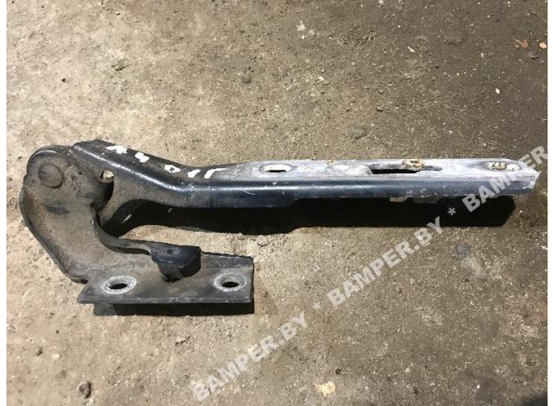 Петля капота правая к Audi A4, 2001г.