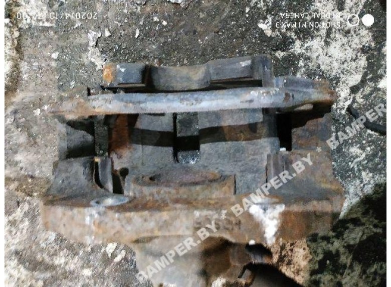 Суппорт передний левый к Peugeot 307