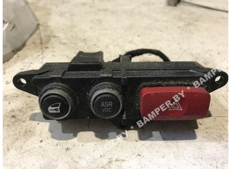Кнопка аварийной сигнализации к Alfa Romeo 159, 2007г.
