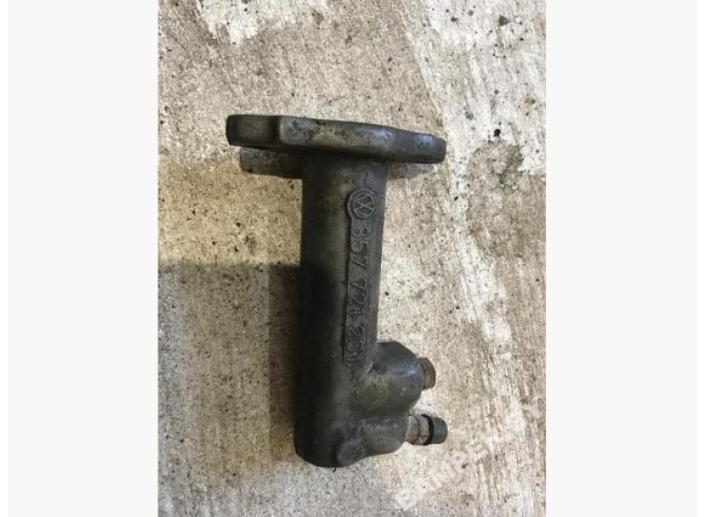 Цилиндр сцепления рабочий к Volkswagen Passat, 1996г.