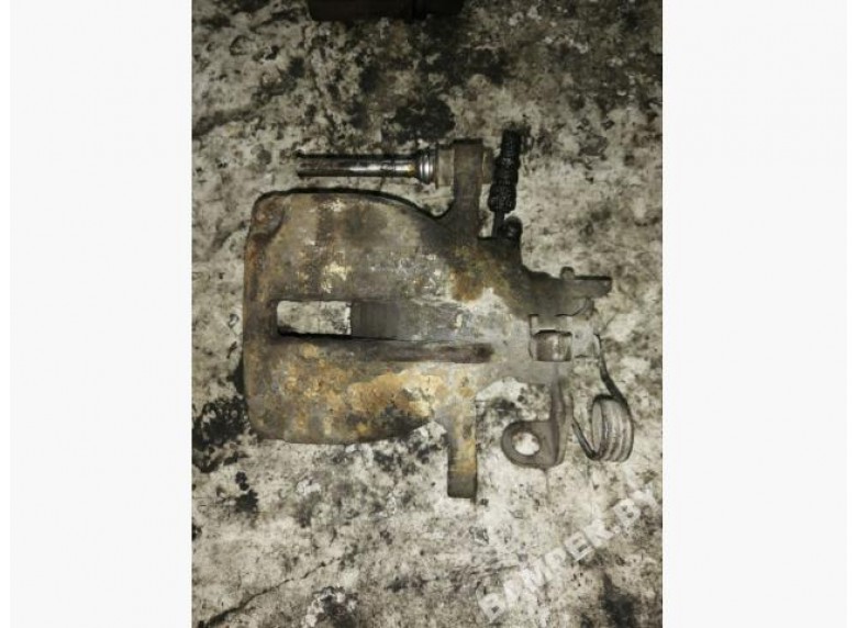 Суппорт задний левый к Peugeot Expert