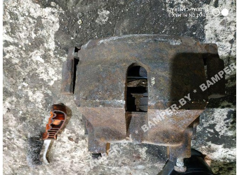 Суппорт передний правый к Jeep Grand Cherokee