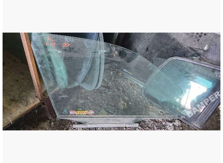 Стекло двери передней правой к Mercedes ML W163, 2000г.