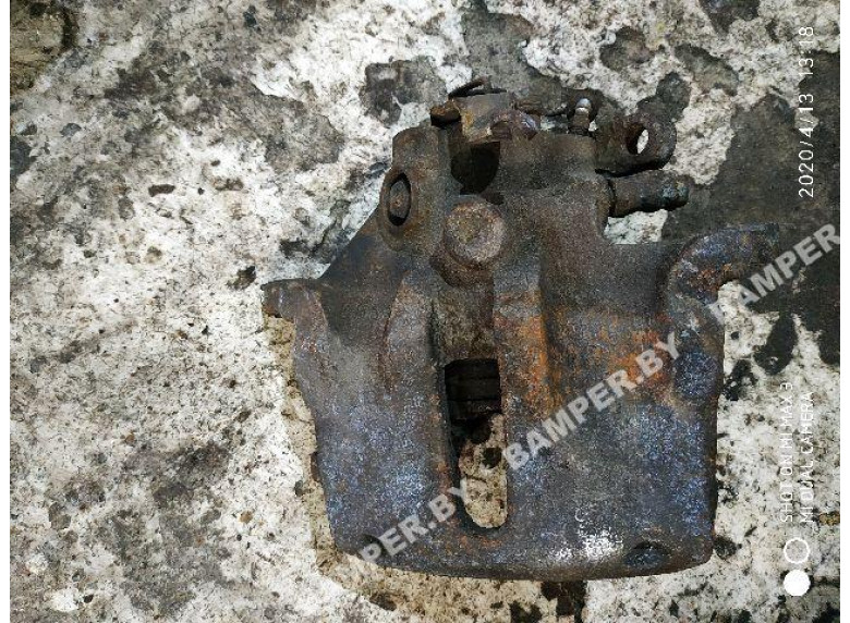 Суппорт передний левый к Citroen C5, 2002г.