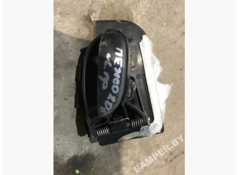 Ручка внутренняя передняя правая к Peugeot 206, 2002г.