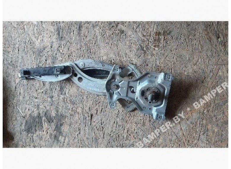 Стеклоподъемник передний правый к Volkswagen Passat