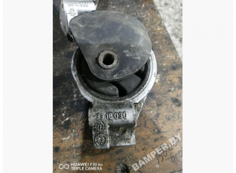 Подушка крепления КПП к Mitsubishi Carisma