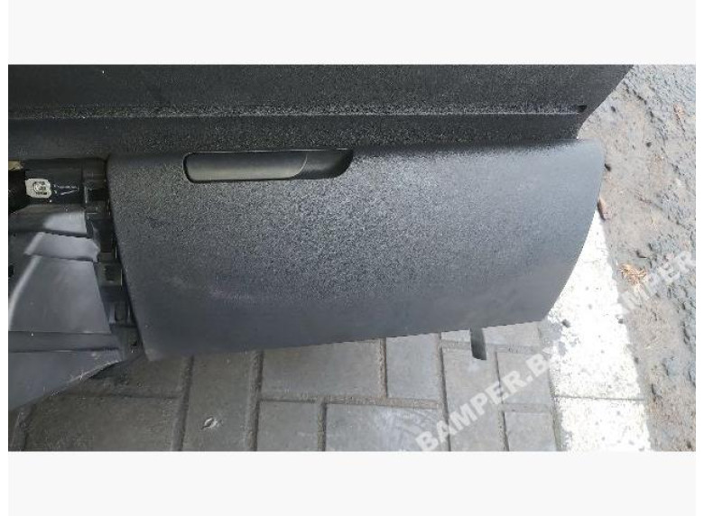 Бардачок к Citroen C5, 2010г.