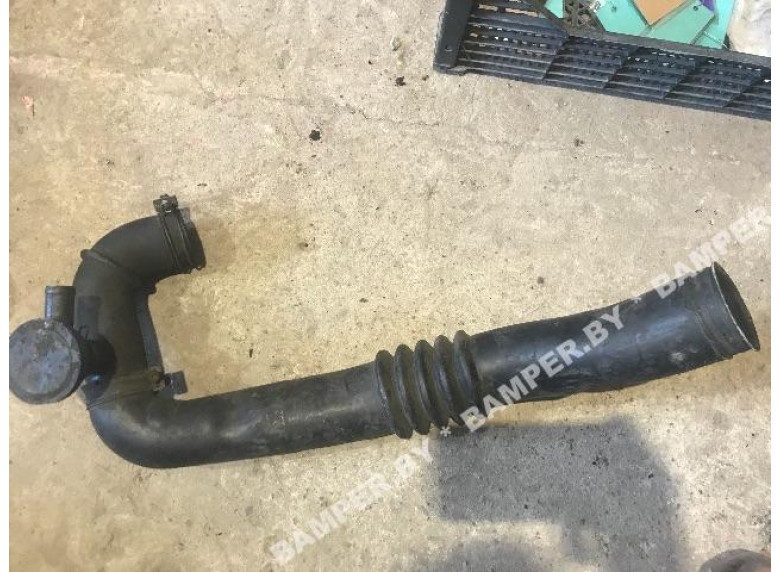 Патрубок воздушного фильтра к Hyundai Matrix