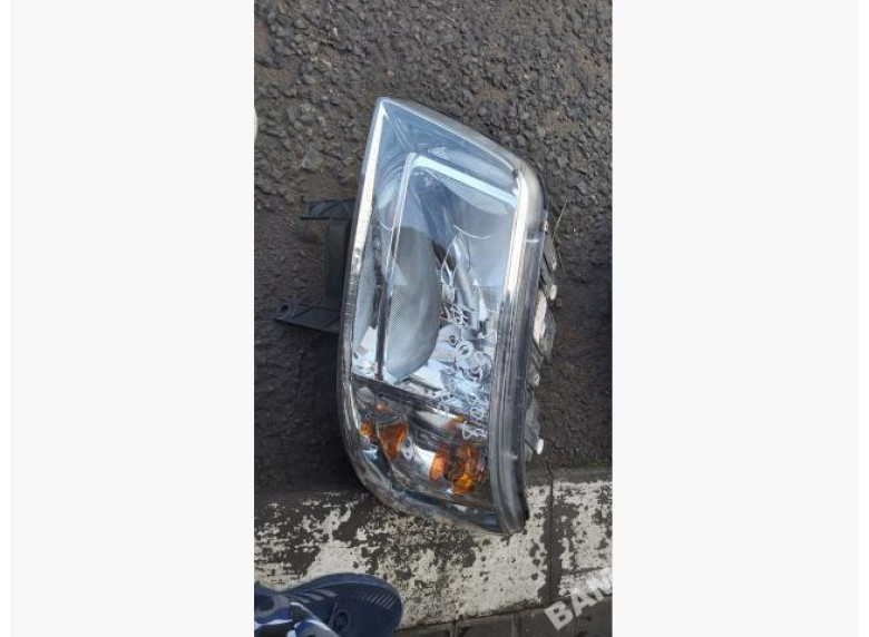 Фара левая к Volkswagen Transporter, 2005г.