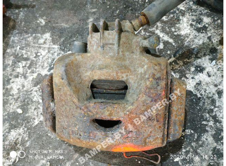 Суппорт передний левый к Citroen Berlingo, 2009г.