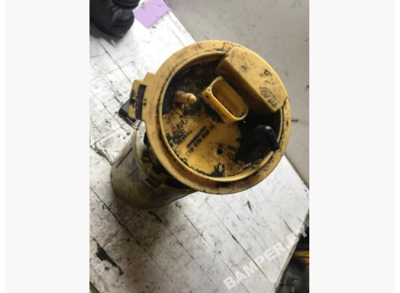 Насос топливный к Volkswagen Golf, 2005г.