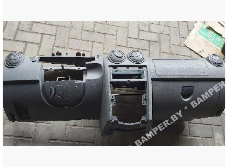 Панель передняя салона (торпедо) к Renault Logan, 2005г.