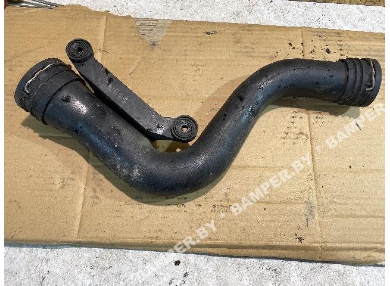 Патрубок интеркулера к Volkswagen Touran