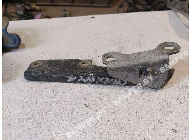 Петля капота правая к Mitsubishi Carisma, 1998г.