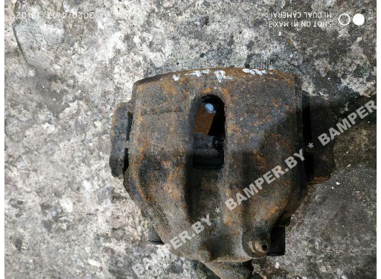 Суппорт передний правый к Volvo V70, 1998г.
