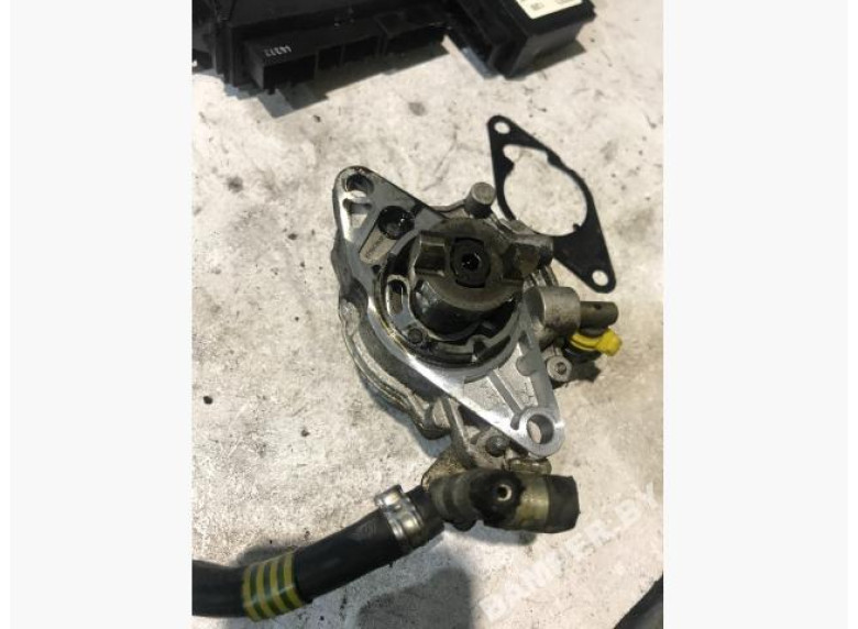 Насос вакуумный к Fiat Grande Punto