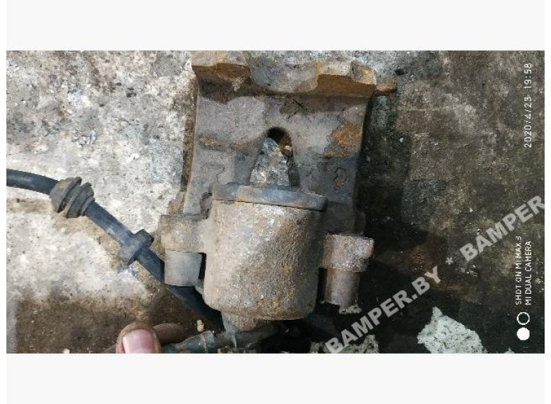 Суппорт передний правый к Volkswagen Golf, 1994г.