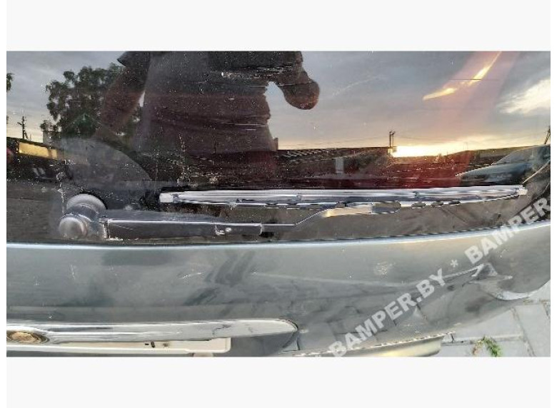 Щеткодержатель задний к Chrysler Voyager, 2004г.